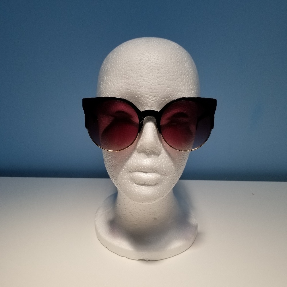 H&M Gold and Black Sunglasses - Picture 4 of 7